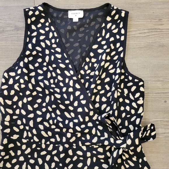 Everly Midi Black and Cream Women's Dress Size Large - Picture 3 of 9